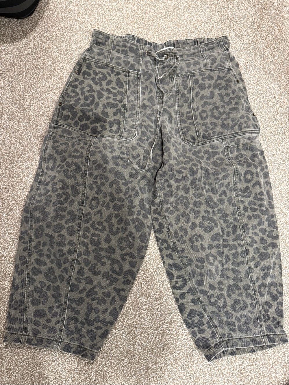 Everyday Chic Boutique Leopard Barrel Pants